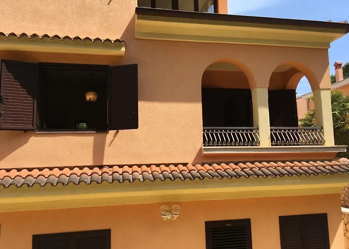 Oriana Apartman *